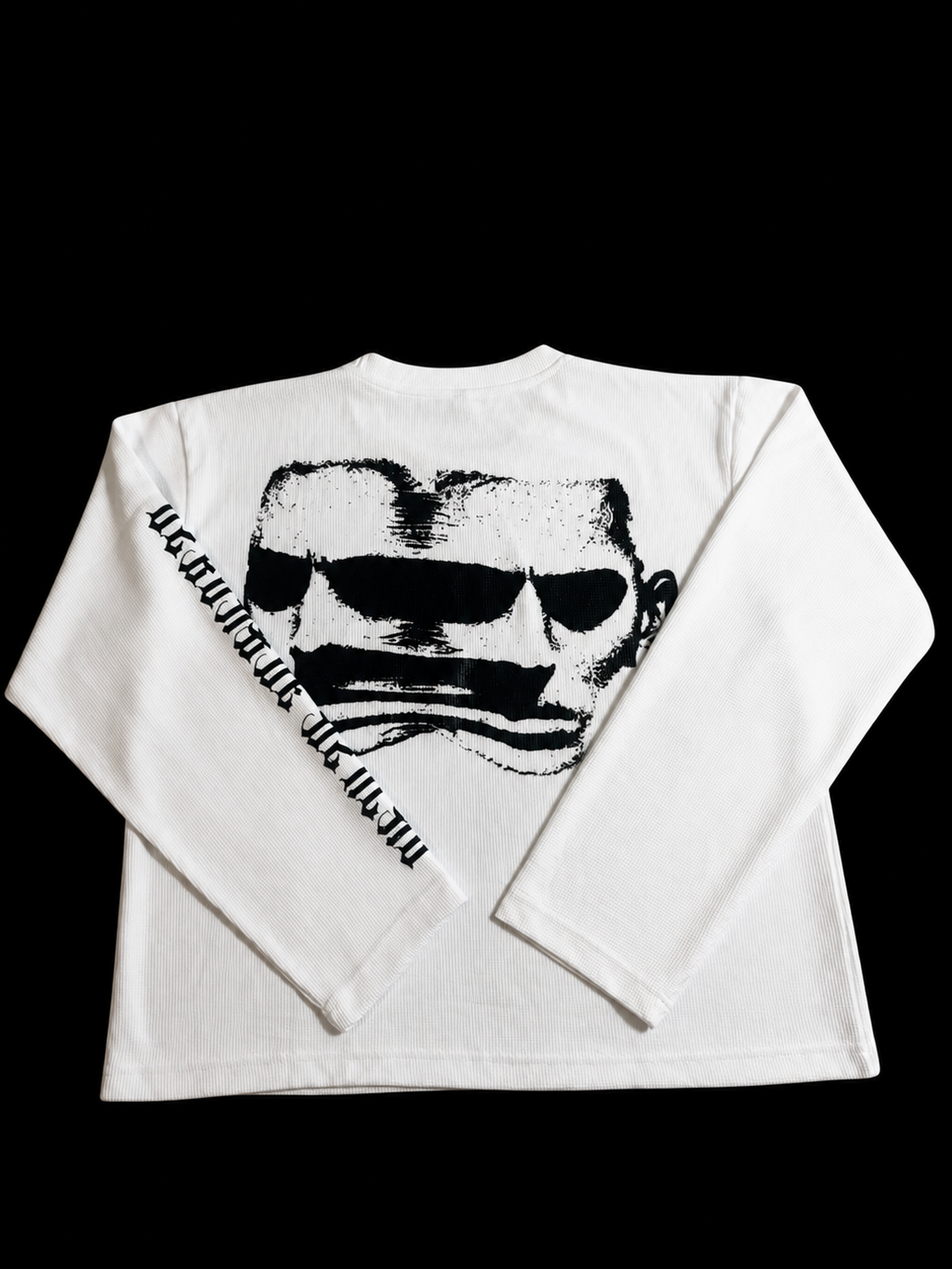 WHITE INSIGNIA LONG SLEEVE